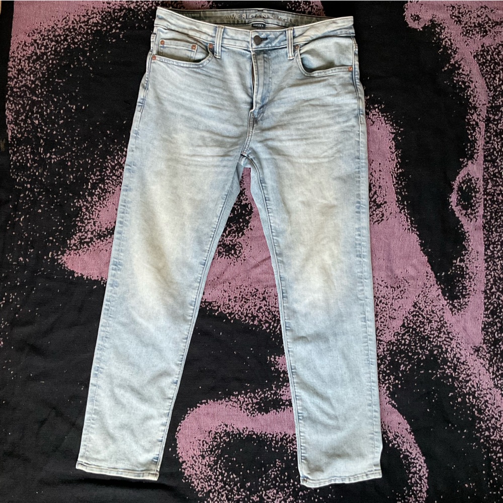 American Eagle Slim Straight Light Blue Jeans